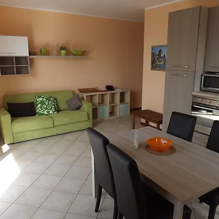 Rose Appartement Varenna