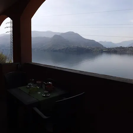 Rose Appartement Varenna