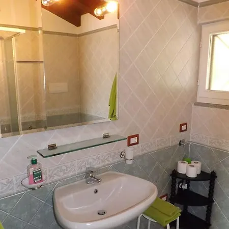 Rose Appartement Varenna