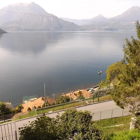 Rose * Varenna